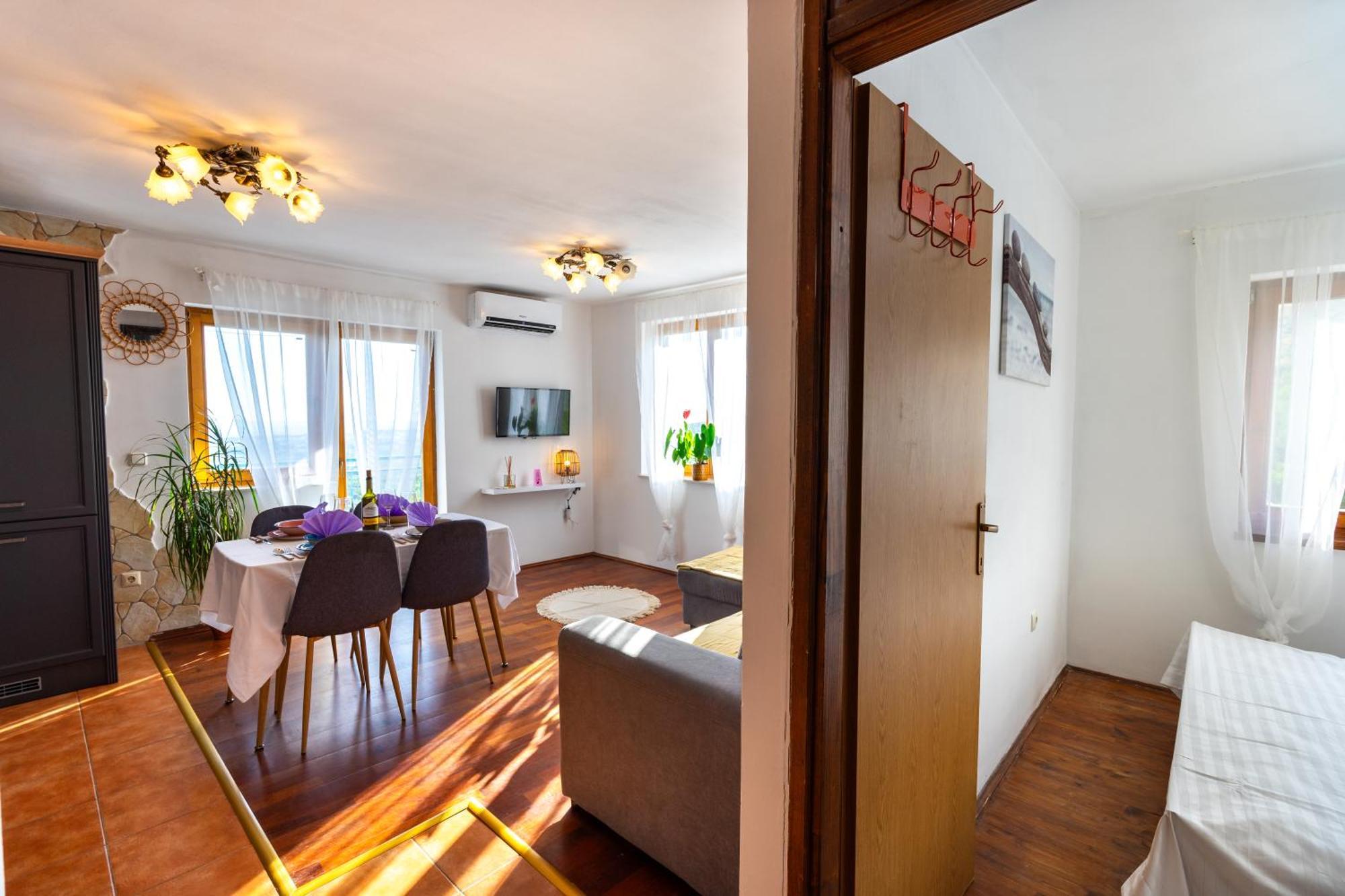 Olive Garden House In Zrnovnica With A View & Bbq Žrnovnica Exterior foto